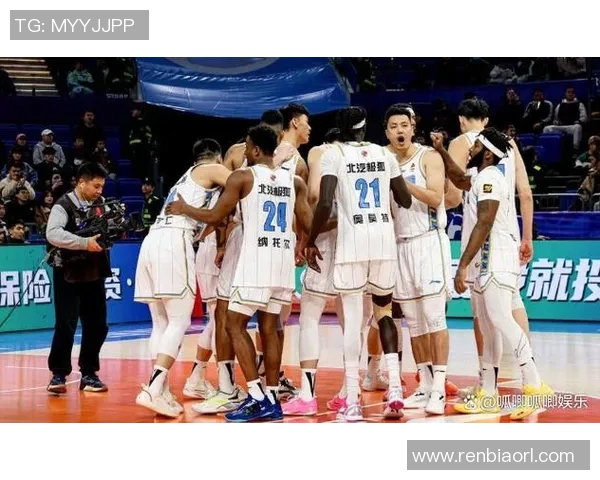 马布里与杜锋的篮球对决谁能笑到最后揭示教练与球员的较量与智慧